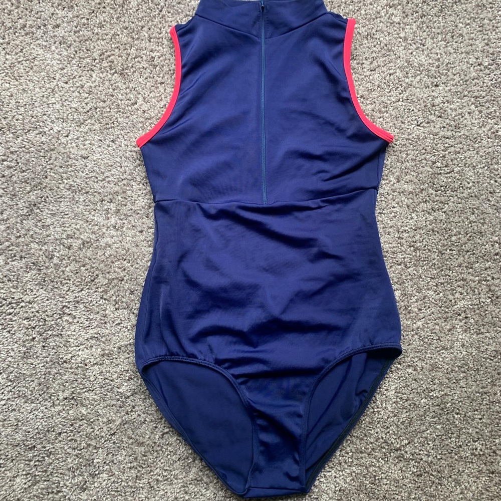 Class In adult medium mock neck leotard